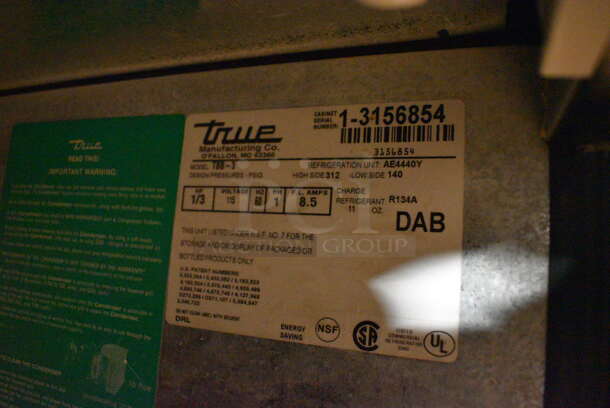 GREAT! True Model TBB-3 Metal Commercial 2 Door Back Bar Cooler. 115 Volts, 1 Phase. 69x27x37. Tested and Working! - Image 5 of 7