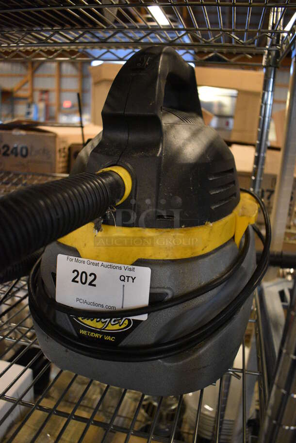 Stinger Black, Yellow and Gray Wet Dry Vac Vacuum Cleaner. 10x14x13