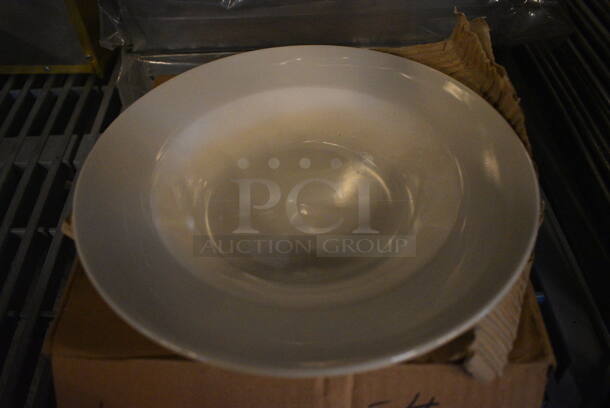 6 BRAND NEW IN BOX! White Ceramic Pasta Plates. 9x9x2. 6 Times Your Bid!