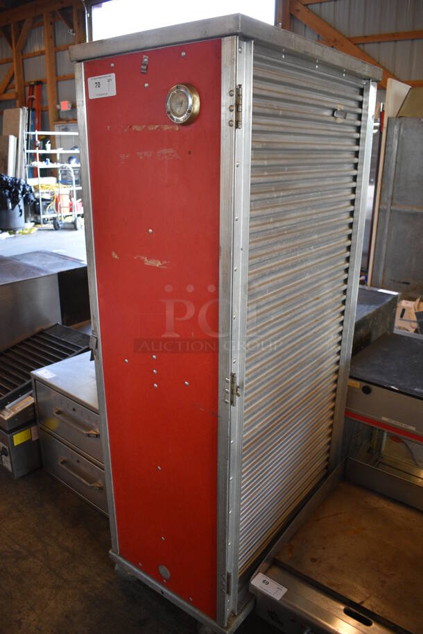 NICE! CresCor Crown X Metal Commercial Portable Heated Holding Cabinet on Commercial Casters. 21x31x70. Tested and Working! - Image 2 of 9