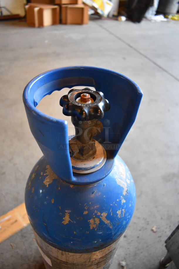 Metal CO2 Tank. 8x8x28 - Image 4 of 5