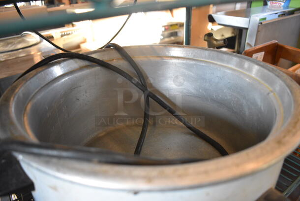 Ricemaster Model 56822 Metal Countertop Rice Cooker. 120 Volts, 1 Phase. 17.5x15x10. Tested and Working! - Image 2 of 5