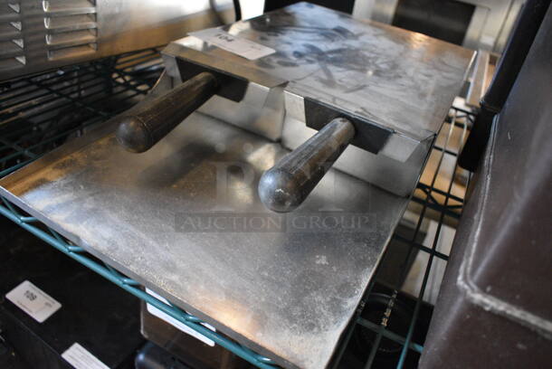 Metal Holder w/ 2 Slide In Pieces. 12x23x4 - Image 3 of 4