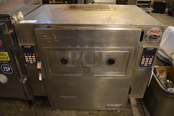 BEAUTIFUL! 2013 Autofry Model MTI-40C Stainless Steel Commercial Countertop Electric Powered Ventless Greaseless Fryer. 240 Volts, 1 Phase. 36x27x33