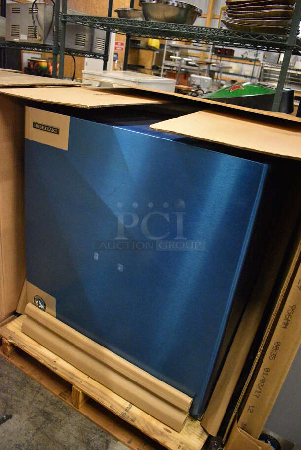 BRAND NEW! Hoshizaki Model KMS-200MLH Stainless Steel Commercial Remote Cooled Ice Head. 115-120 Volts, 1 Phase. 30.5x24.5x33 - Image 2 of 6