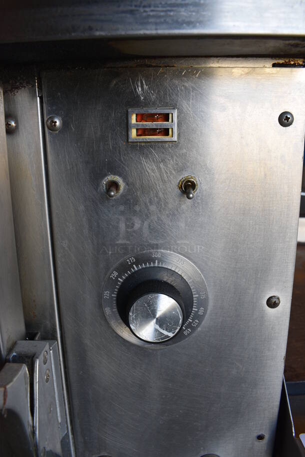 WOW! Hobart Model CN85 Stainless Steel Commercial Electric Powered Half Size Convection Oven w/ View Through Door, Metal Oven Racks and Thermostatic Controls. 30x26x25.5 - Image 3 of 8
