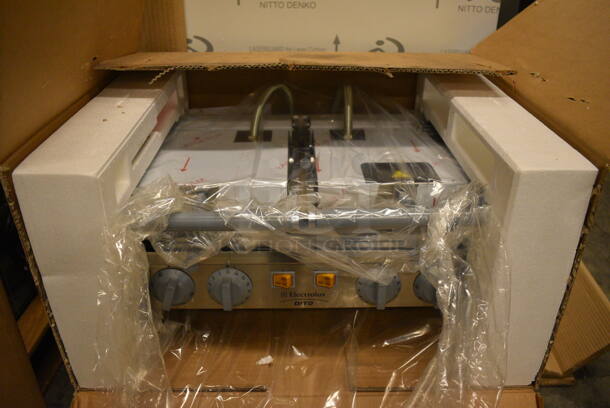 BRAND NEW! Electrolux Model DGSS-20 Stainless Steel Commercial Countertop Electric Powered Double Panini Press. 230 Volts, 1 Phase. 23x18x10 - Image 5 of 9