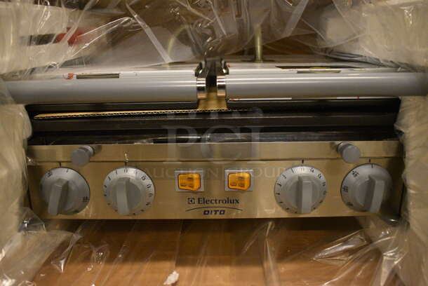 BRAND NEW! Electrolux Model DGSS-20 Stainless Steel Commercial Countertop Electric Powered Double Panini Press. 230 Volts, 1 Phase. 23x18x10 - Image 6 of 9