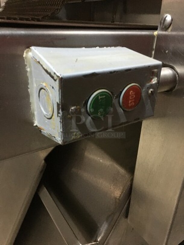 Nice! LVO MFG Commercial Floor Style Bakery Sheeter/Molder! Model SM24 Serial SM2402940123! 120V 1 Phase! On Casters! Working When Removed! - Image 10 of 12
