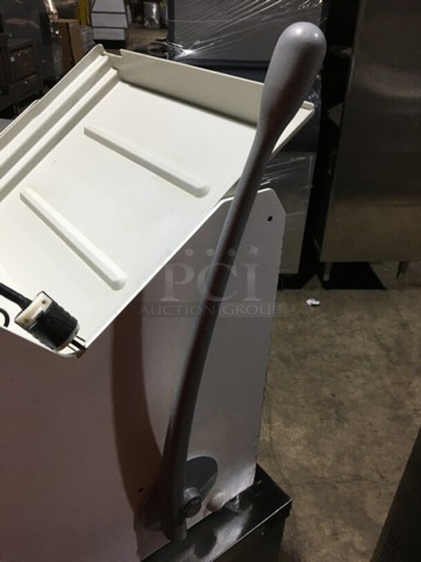 JAC Commercial Countertop Bread Loaf Slicer! 120V! - Image 8 of 9