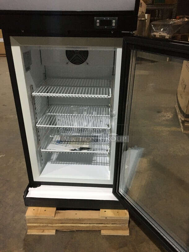 GREAT! NEW IN THE BOX! Beverage Air Commercial Countertop Reach In Freezer Merchandiser! With Poly Coated Racks! Model CTF31B! 115V! - Image 7 of 11