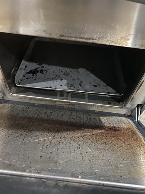 NICE! 2018 Turbo Chef Commercial Countertop Turbo Oven! Model NGO Serial NGOD44398! 208/240V 1Phase! On Legs! - Image 7 of 7