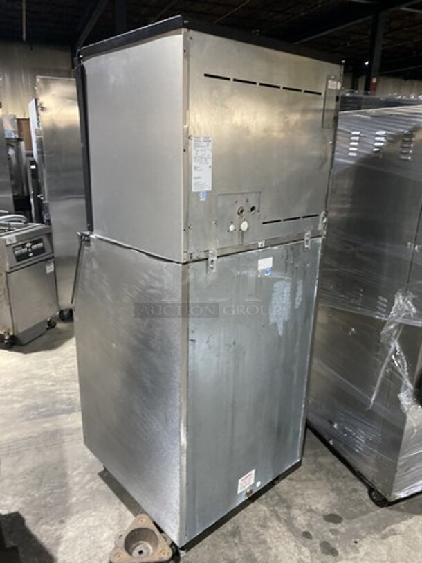 Ice-O-Matic Commercial Ice Making Machine! On Ice Bin! All Stainless Steel! Model ICE1006HW5 Serial 15061280013097! 208/230V! On Legs! 2 X Your Bid! Makes One Unit! - Image 7 of 7
