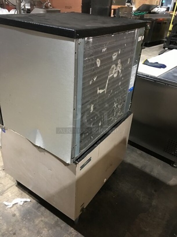 Ice-O-Matic Commercial 1000LBS Ice Making Machine! On Ice Bin! Model ICE1006HA4 Serial 12041280012136! 208/230V 1Phase! On Legs! 2 X Your Bid! Makes One Unit! - Image 4 of 7