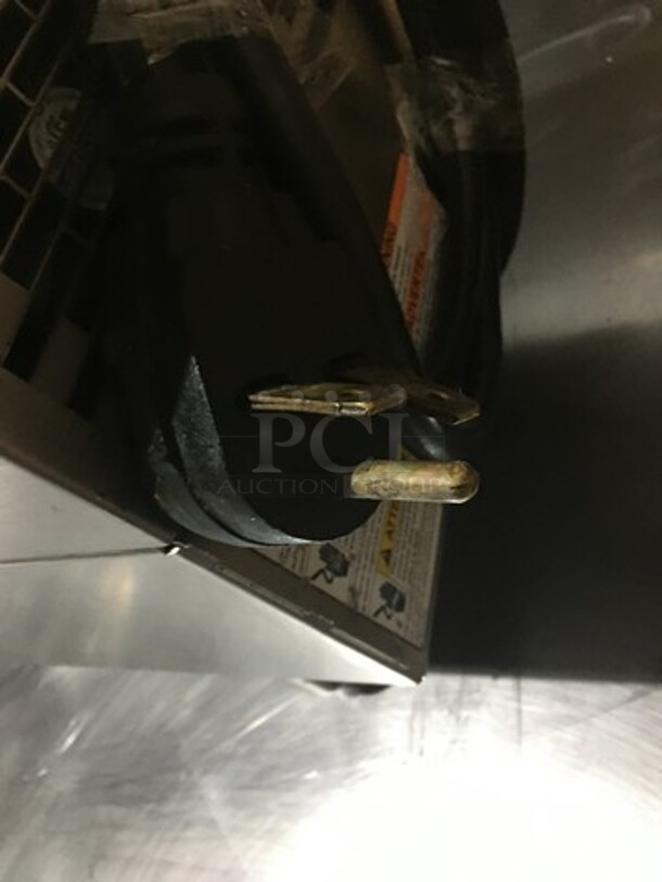 Vollrath Commercial Electric Powered Double Induction Range! All Stainless Steel! Model 912HIMC Serial C25700554481005! 208/240V! On Legs! - Image 9 of 9