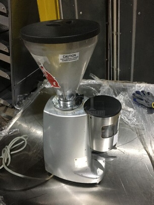 Mazzer Metal Commercial Countertop Espresso Bean Grinder! Model Super Jolly Aut Serial 051889! 120V 1Phase! - Image 3 of 9