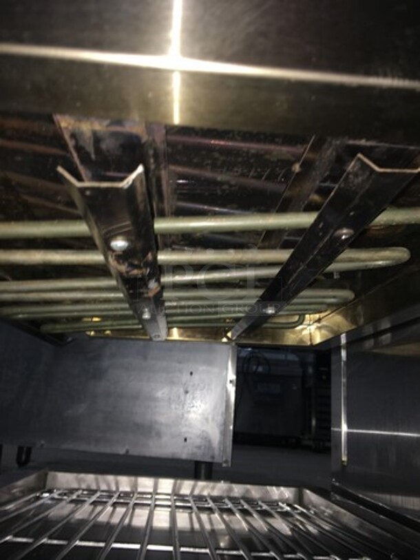 LIKE NEW! All Stainless Steel Commercial Countertop Cheese Melter/Food Warmer Dump Station! 1 Phase! - Image 6 of 8