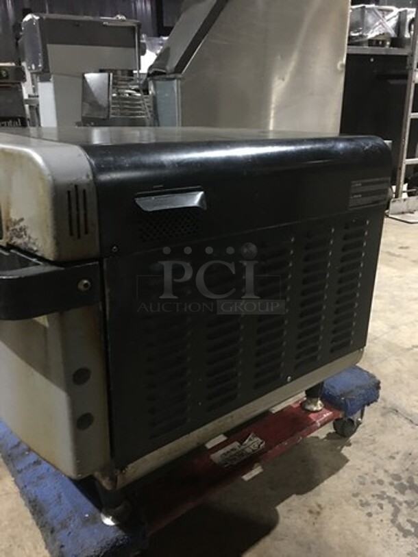 2015 Turbo Chef Encore Commercial Countertop Rapid Speed Oven! Model ENC2 Serial ENC2D14237! 208/240V 1Phase! On Legs! - Image 3 of 9