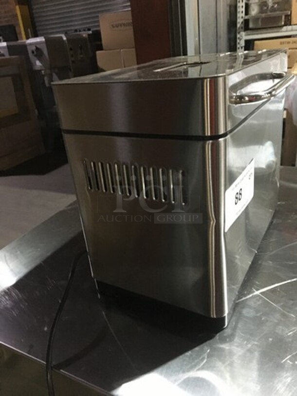 Aicok Scratch-N-Dent Bread Maker! Model MBF013! 120V 1 Phase! - Image 2 of 8