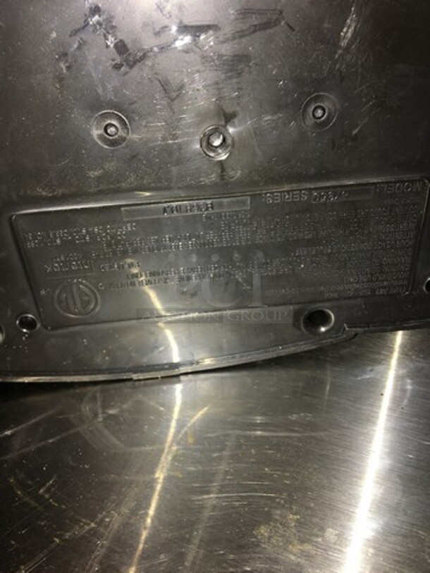 Hamilton Beach Countertop Coffee Brewing Machine! Model 47950 Serial B3681DJ! 120V! - Image 9 of 11