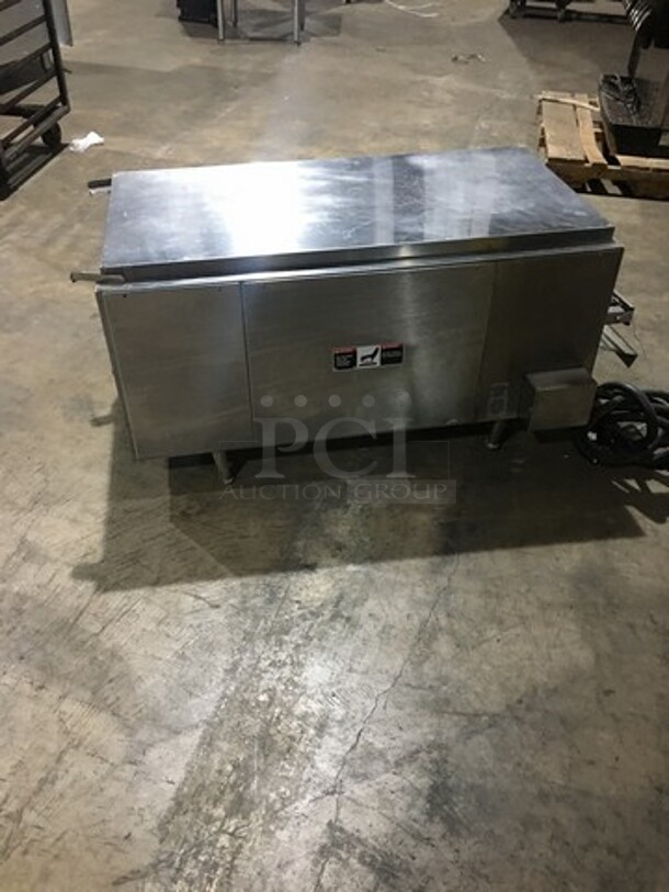 Star Holman Commercial Countertop Conveyor Toaster! All Stainless Steel! Model QT14B Serial COQT0807B0002! 208V 1Phase! On Legs!
 - Image 4 of 9