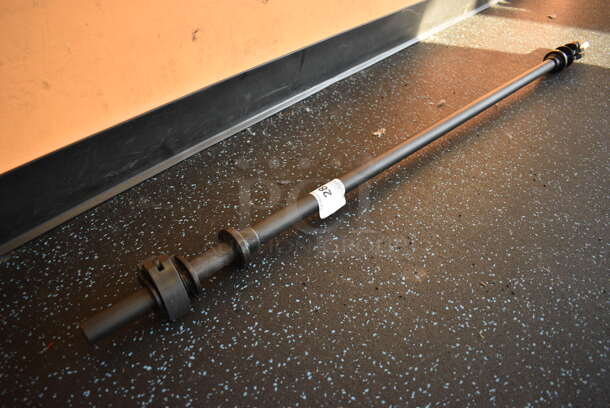 Les Mills Body Pump Barbell w/ Collars. 52