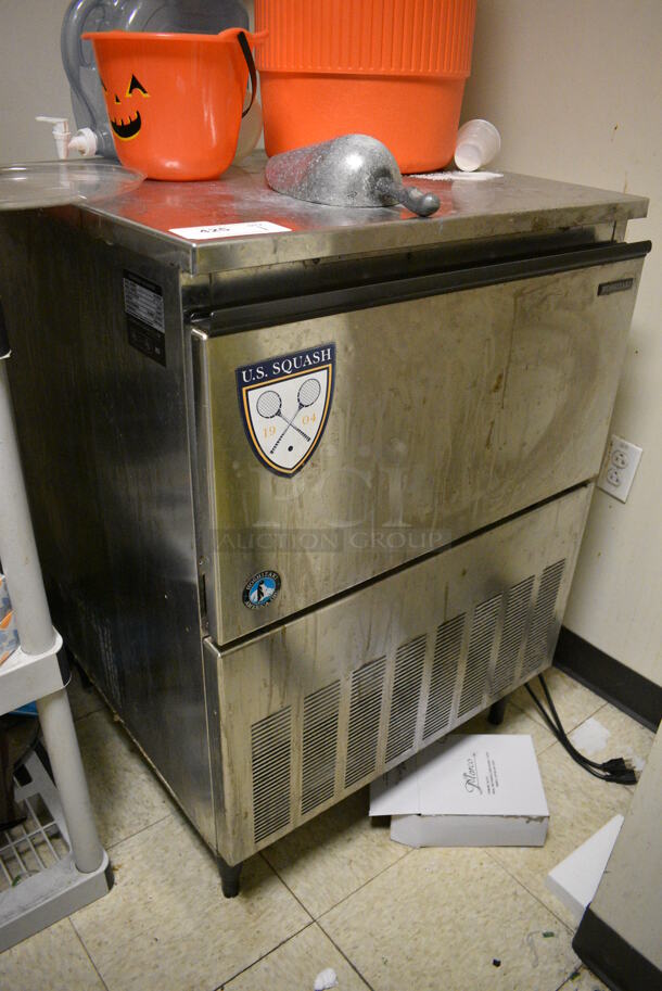 NICE! Hoshizaki Model AM-150BAF Stainless Steel Commercial Self Contained Ice Machine. 115 Volts, 1 Phase. BUYER MUST REMOVE. (lobby - room behind front counter) - Image 5 of 5