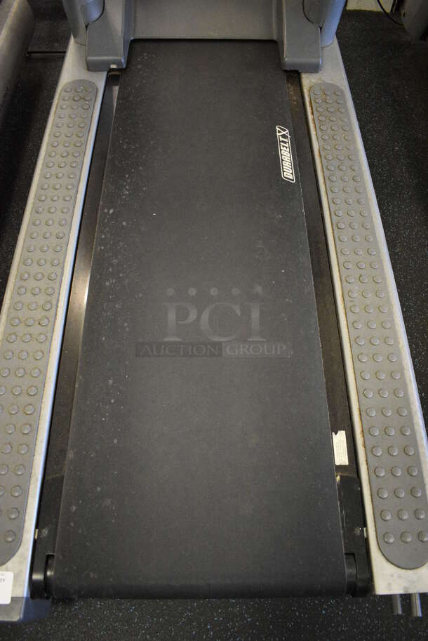 NICE! Life Fitness Model 95Ti Metal Heavy Duty Commercial Floor Style Treadmill w/ Heart Rate Sensors. 120 Volts, 1 Phase. BUYER MUST REMOVE. 36x84x65. Tested and Working! (upstairs) This Unit Will Be Moved Down To The First Floor Before Pick Up Day Begins! - Image 4 of 8