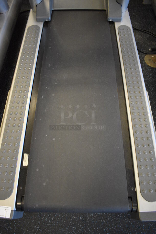 NICE! Life Fitness Model 95Ti Metal Heavy Duty Commercial Floor Style Treadmill w/ Heart Rate Sensors and Cup Holders. 120 Volts, 1 Phase. BUYER MUST REMOVE. 36x84x65. Tested and Working! (upstairs) This Unit Will Be Moved Down To The First Floor Before Pick Up Day Begins! - Image 5 of 9