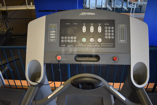 NICE! Life Fitness Model 95T Metal Heavy Duty Commercial Floor Style Treadmill w/ Heart Rate Sensors and Cup Holders. 120 Volts, 1 Phase. BUYER MUST REMOVE. 36x84x65. Tested and Working! (upstairs) This Unit Will Be Moved Down To The First Floor Before Pick Up Day Begins! - Image 6 of 8
