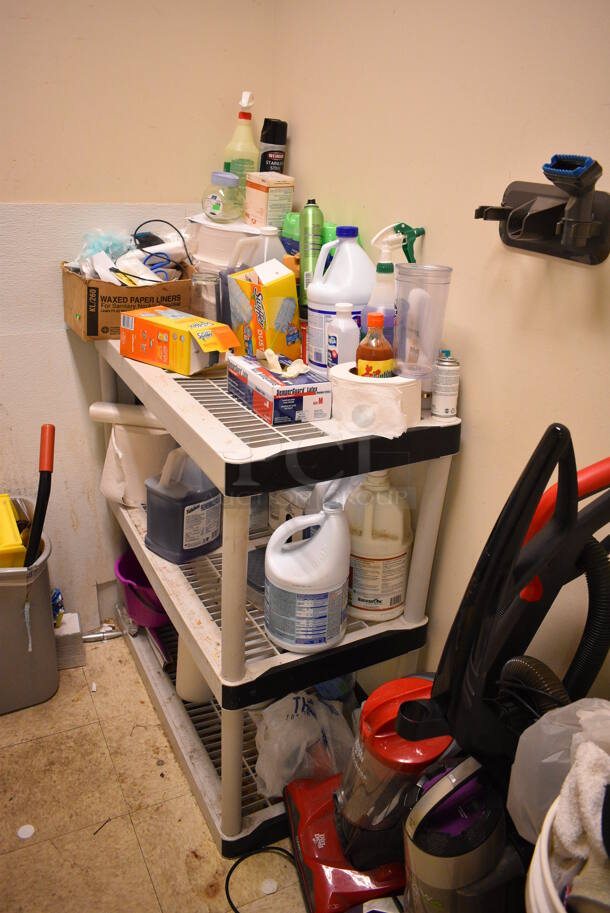 ALL ONE MONEY! Room Lot of Various Items Including Cleaner and Vacuum Cleaner! BUYER MUST REMOVE. (womens locker room) - Image 4 of 4