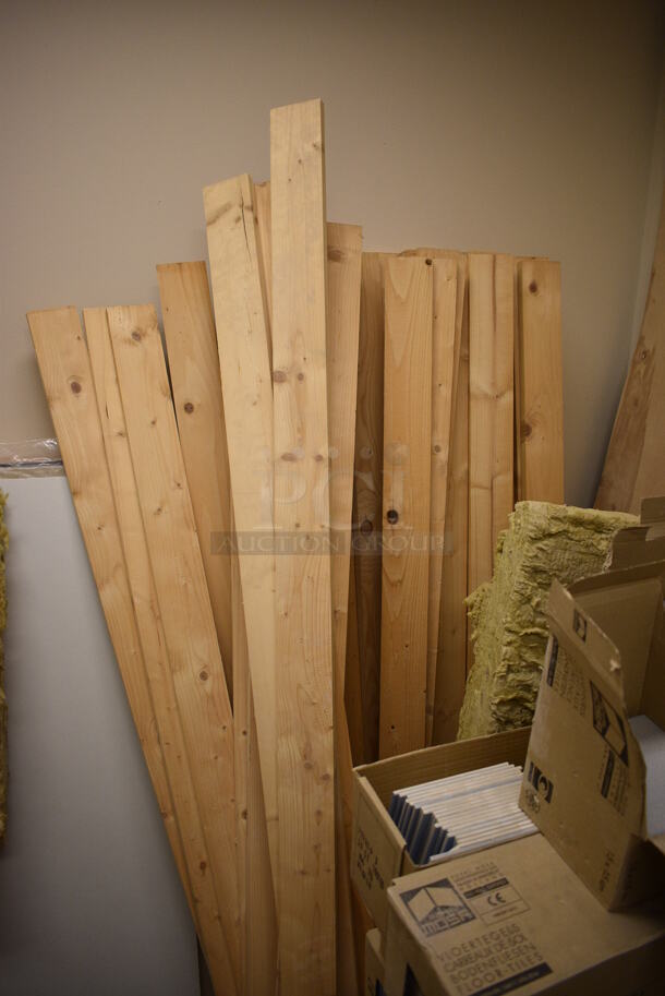 ALL ONE MONEY! Room Lot of Various Items Including Wood Pattern Lockers and Tiles! BUYER MUST REMOVE. (womens locker room) - Image 6 of 9