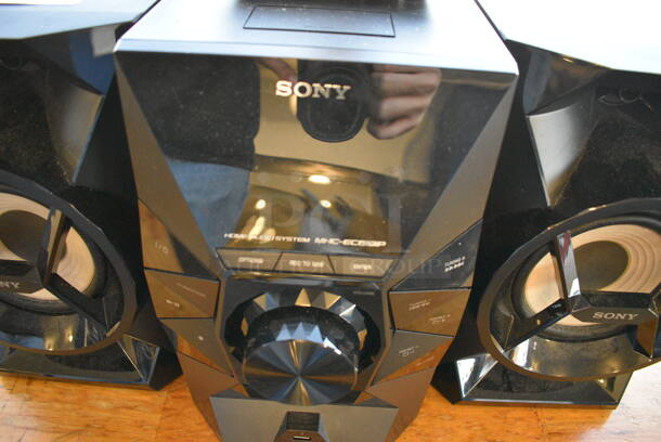 Sony Model HCD-EC619iP Compact Disc Receiver w/ 2 Speakers. 23x9.5x12. (upstairs) - Image 3 of 5