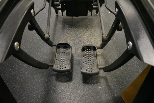 NICE! Cybex Model 630A Metal Floor Style Metal Arc Trainer Machine. BUYER MUST REMOVE. 30x78x59. Tested and Working! (upstairs) This Unit Will Be Moved Down To The First Floor Before Pick Up Day Begins! - Image 2 of 7