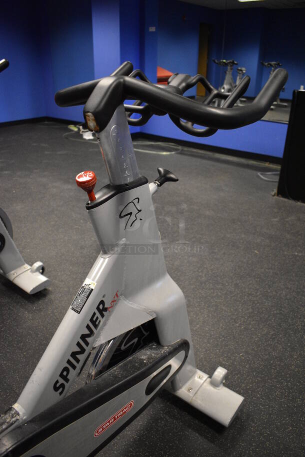 NICE! Star Trac Spinner NXT Metal Commercial Floor Style Upright Stationary Bicycle. BUYER MUST REMOVE. 21x47x45. Tested and Working! (spin cycle room) - Image 5 of 7
