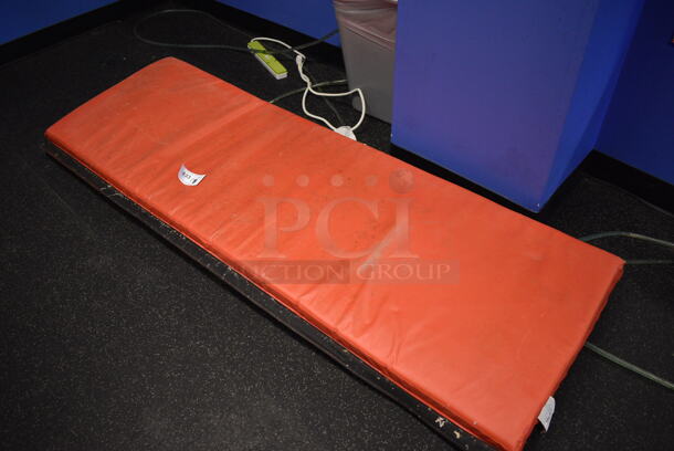 Red Bifold Mat. 71x46x2. (aerobic room) - Image 2 of 4