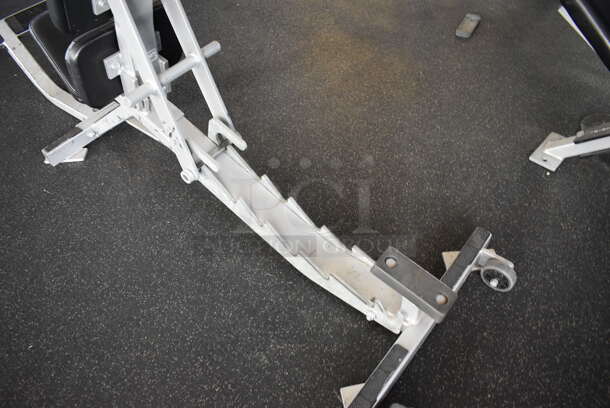 NICE! Hammer Strength Gray Metal Floor Style Seated Bench. BUYER MUST REMOVE. 24x70x44. (weight room) - Image 6 of 7