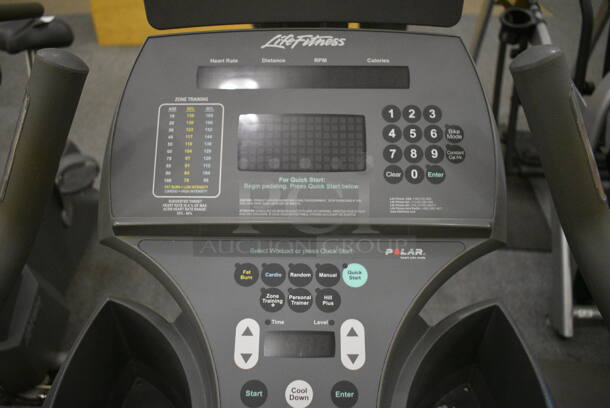 GREAT! Life Fitness Model 95ci Metal Floor Style Upright Stationary Bicycle w/ Life Fitness Monitor. BUYER MUST REMOVE. 24x50x63. Tested and Working! (lobby)
 - Image 6 of 9