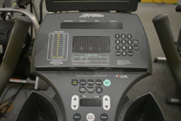 GREAT! Life Fitness Model 95ci Metal Floor Style Upright Stationary Bicycle. BUYER MUST REMOVE. 24x50x63. Tested and Working! (lobby)
 - Image 6 of 7