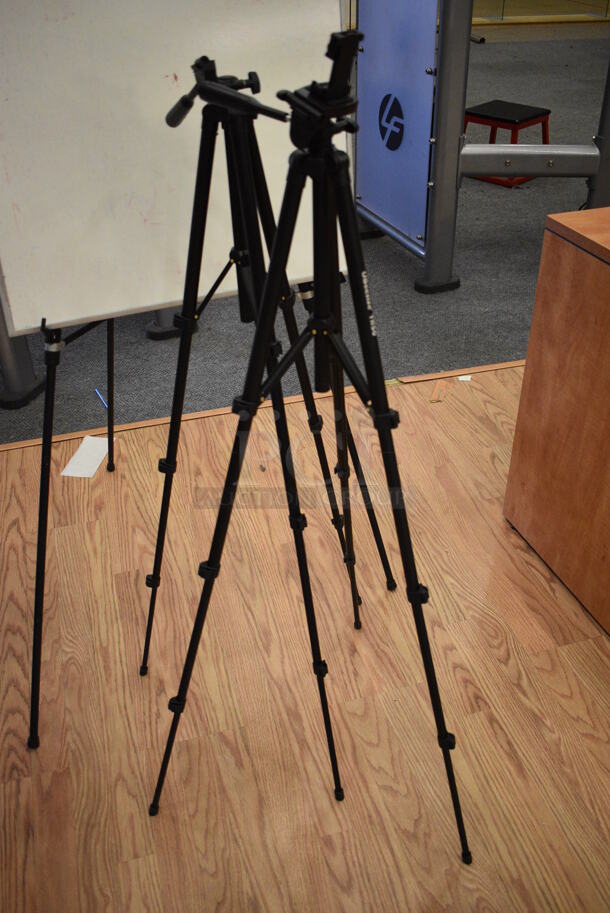 ALL ONE MONEY! Lot of 2 Tripods and Whiteboard on Easel! Includes 46". (lobby) - Image 3 of 3