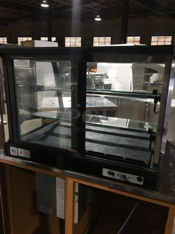 Federal Commercial Countertop Refrigerated Food Display Showcase! With Back Access Doors! On Serving/Prep Cabinet! With 2 Doors Underneath Storage Space!  - Image 5 of 9