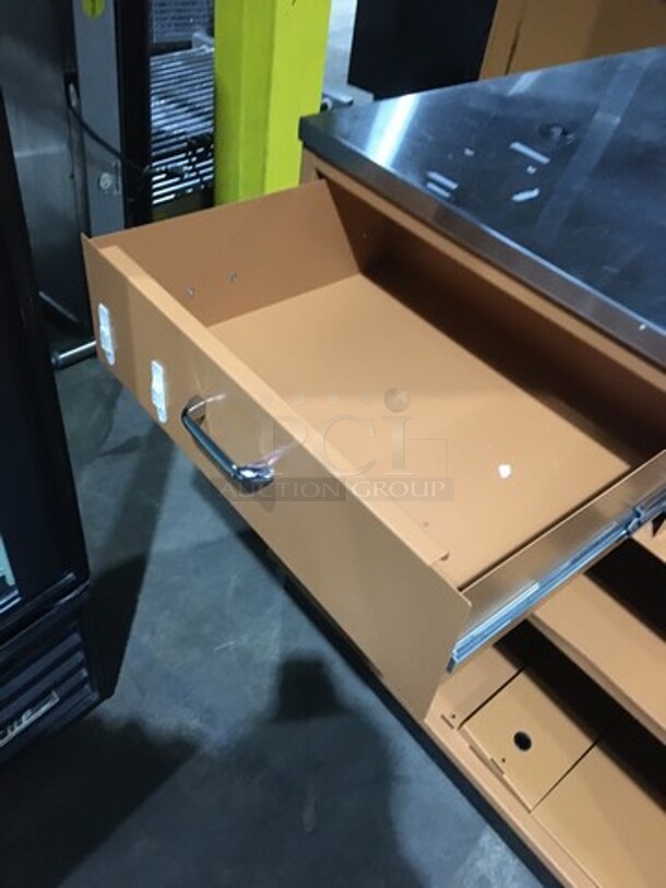 Commercial Serving/Prep Station! With Drawer! With Underneath Storage Shelves! - Image 5 of 7