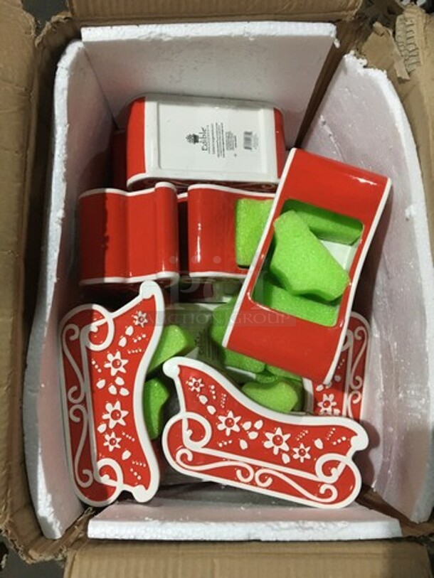 NICE! ALL ONE MONEY! Ceramic "Santa's Sleigh" Arrangement Holder! - Image 2 of 8