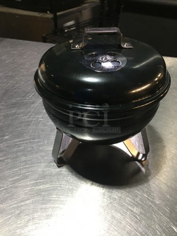 NICE! IN THE BOX! Metal "BBQ Grill" Arrangement Holder! - Image 8 of 8