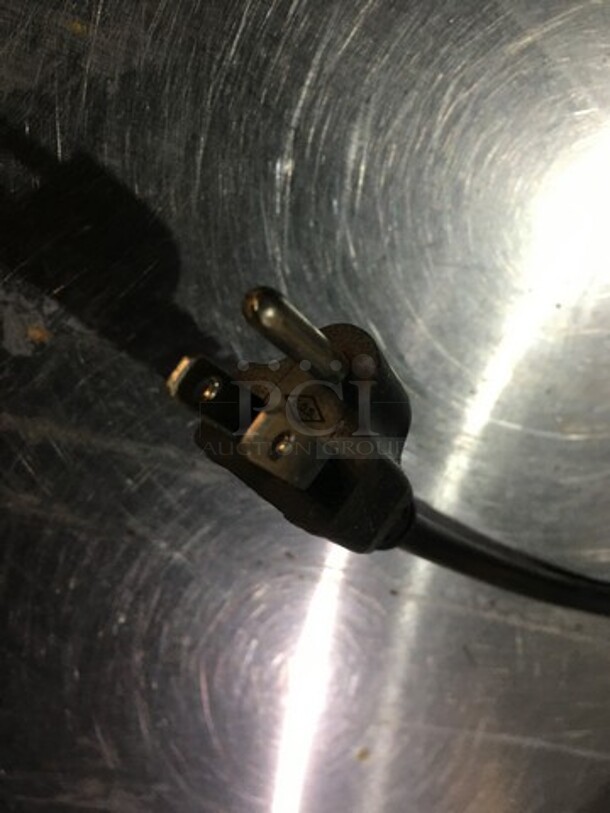 Server Intelliserv Commercial Countertop Food Warmer! Model IS1/3! 120V! - Image 7 of 7