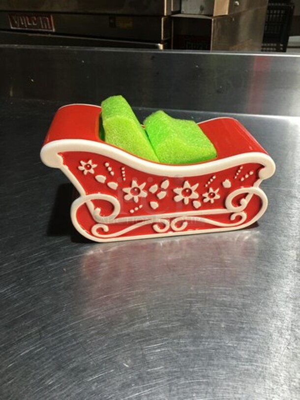 NICE! ALL ONE MONEY! Ceramic "Santa's Sleigh" Arrangement Holder!  - Image 2 of 7