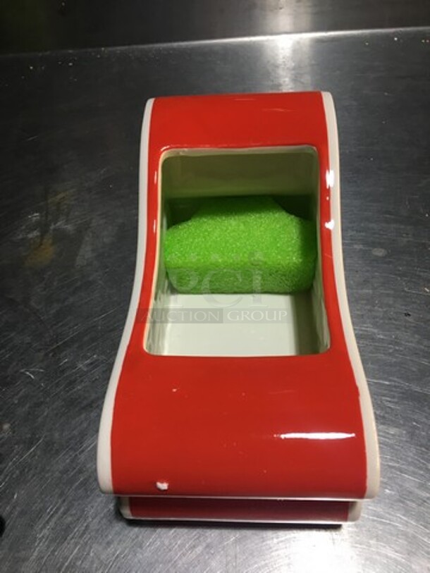 NICE! ALL ONE MONEY! Ceramic "Santa's Sleigh" Arrangement Holder!  - Image 7 of 8