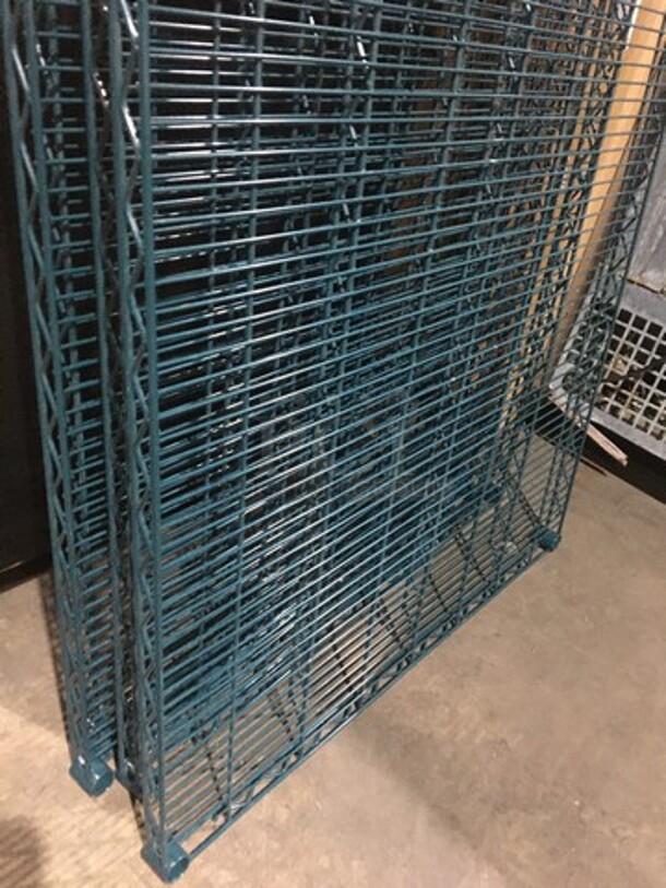 Metro Antimicrobial Green Epoxy Coated Metal 4 Tier Metro Rack! On Legs! - Image 4 of 6