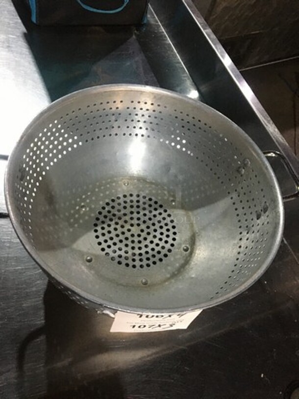 Draining Bowl! With Handles! 4 X Your Bid! - Image 2 of 6