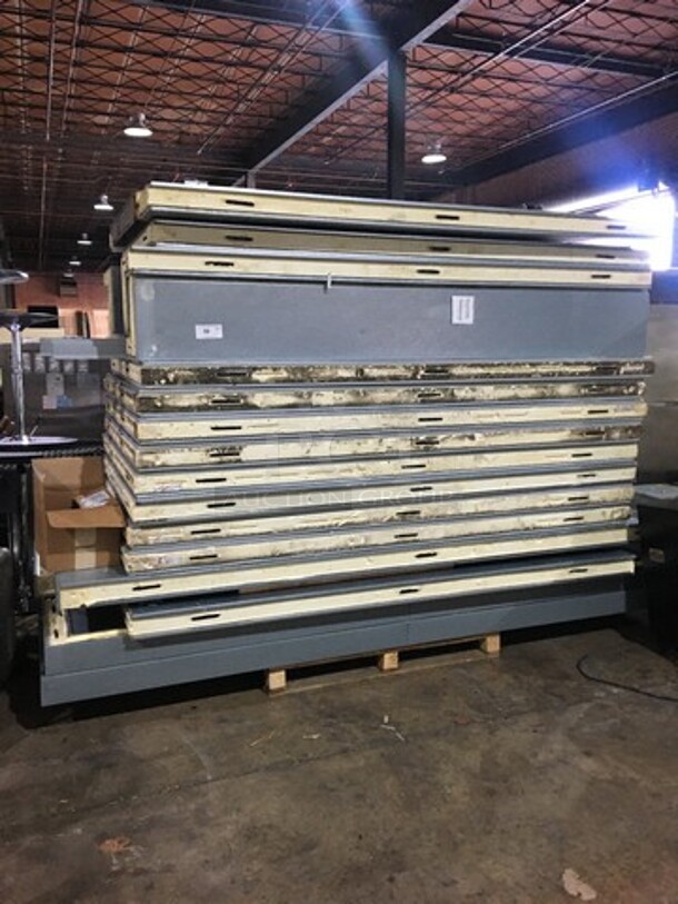 AMAZING! Norlake Commercial 10' X 12' Self Contained Walk In Cooler! With Compressor! Professionally Removed! Working When Removed!  - Image 4 of 10